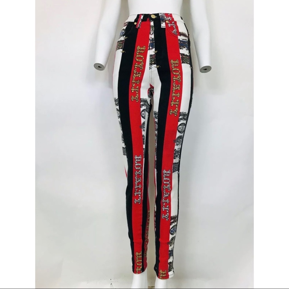 RARE VERSACE JEANS COUTURE RED 'ROCK ROYALTY PRINT'
